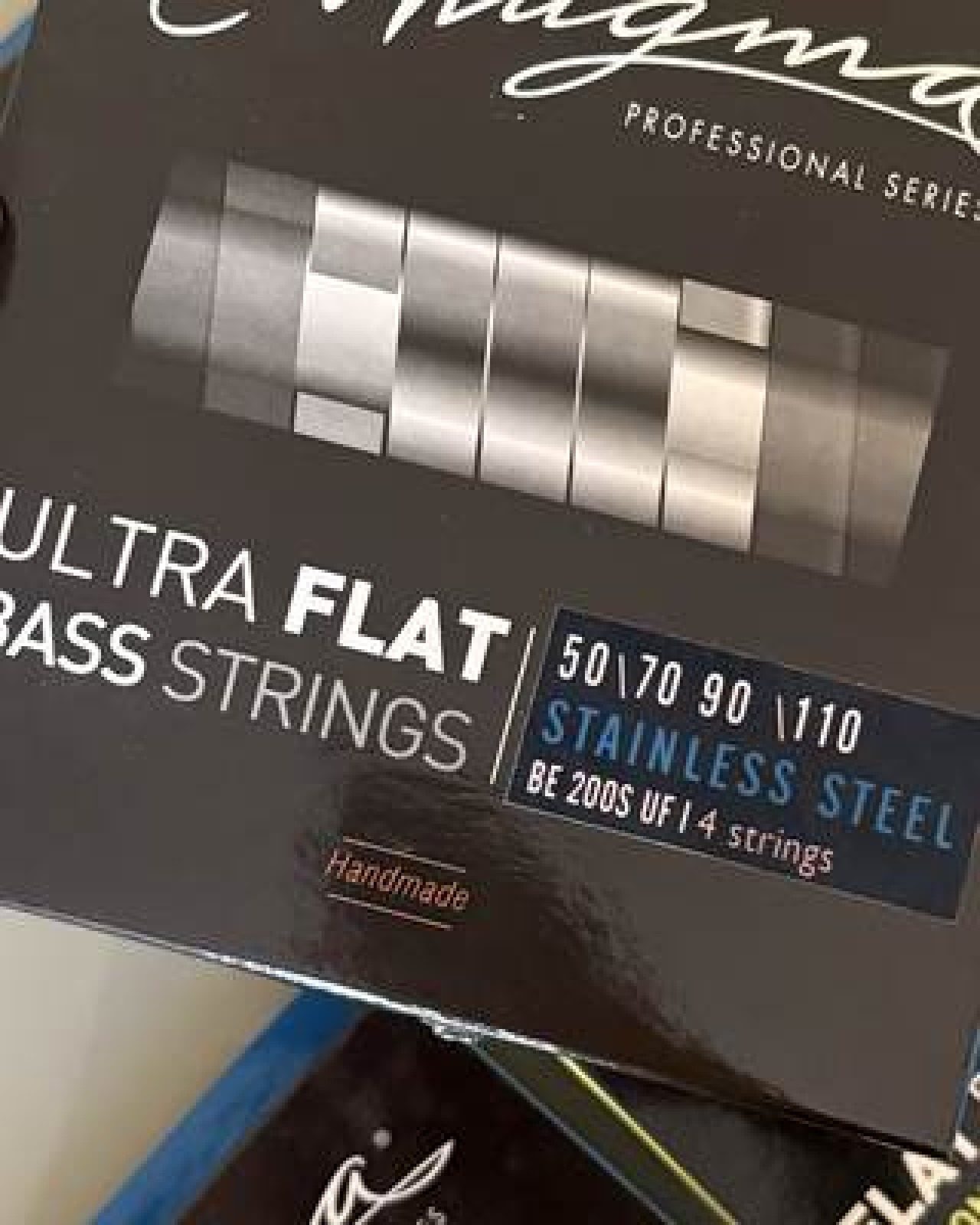 Magma Ultra Flat 050 4 cordas