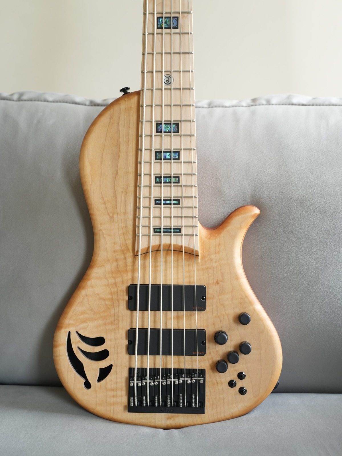 De Oliveira Mirage Limited