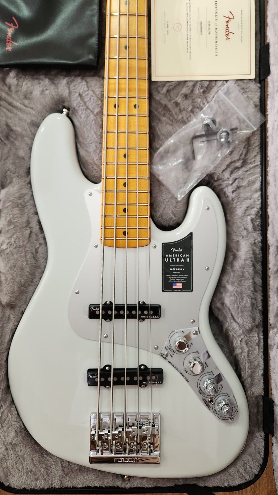 Fender Fender american ultra ii 2026 jazz bass